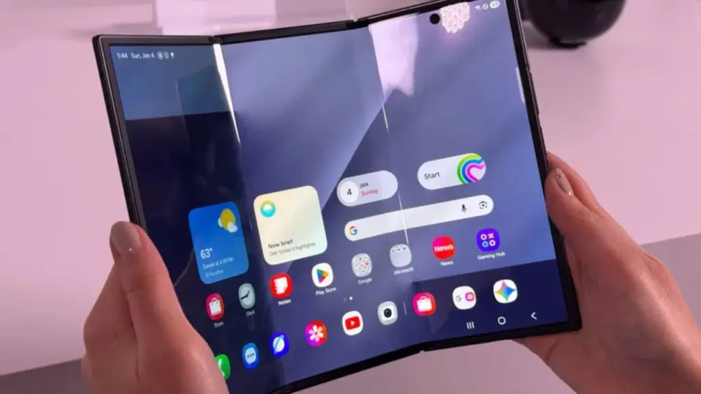 Telas Tri-fold: Como usar o novo formato para substituir seu tablet e notebook